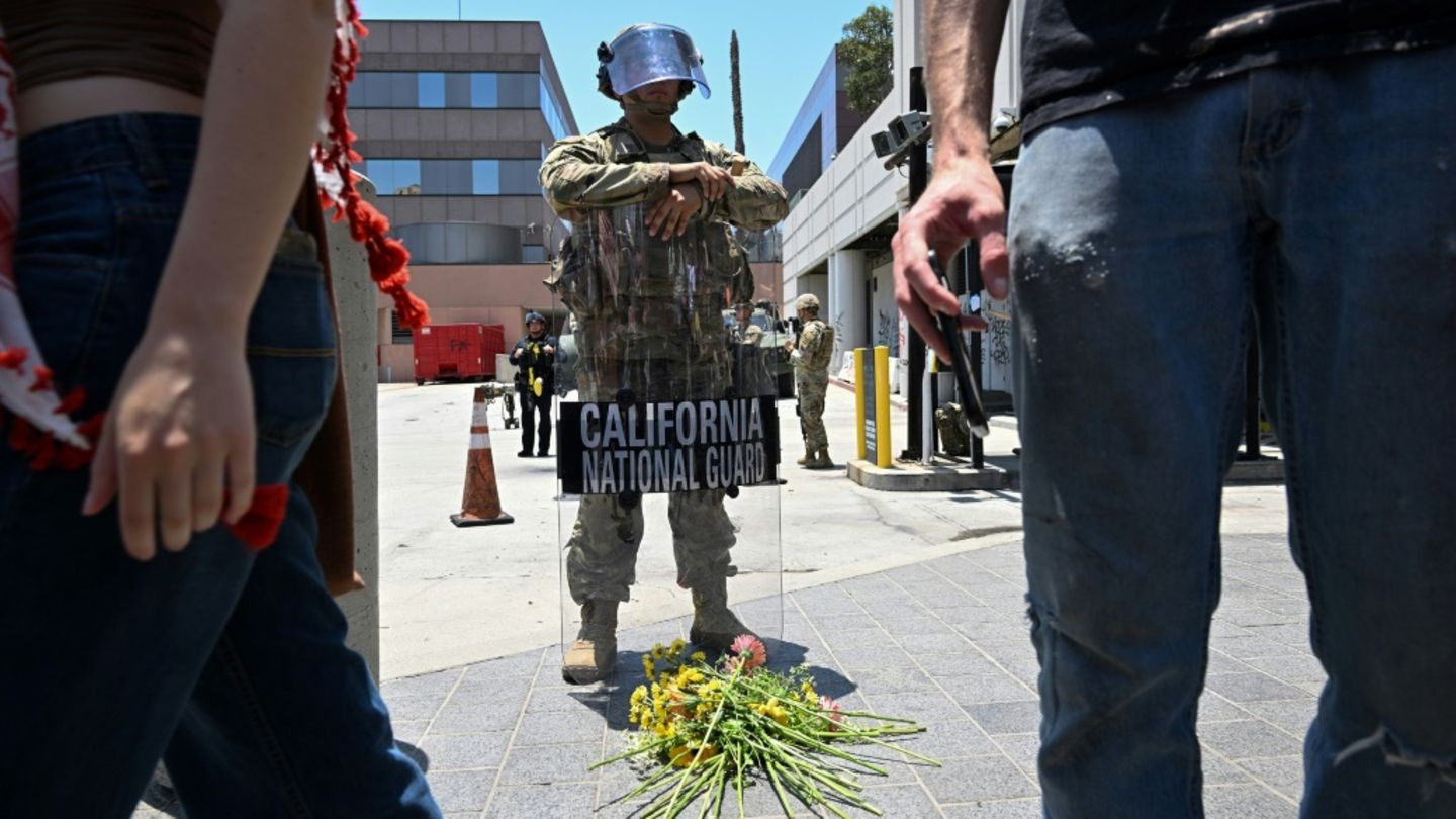 Soldat der Nationalgarde in der Innenstadt von Los Angeles