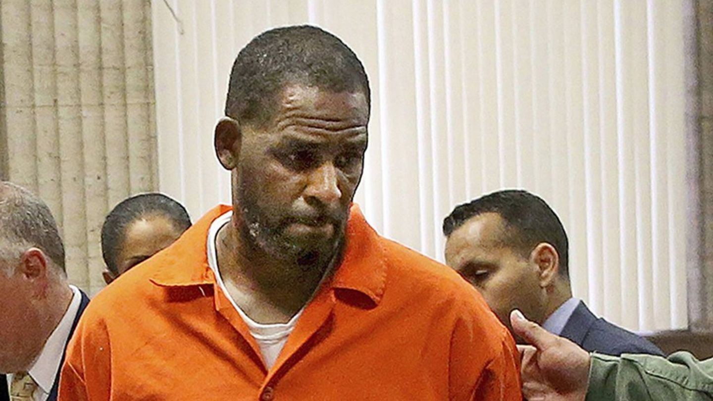 R. Kelly in fear of death: Serious allegations against prison officers