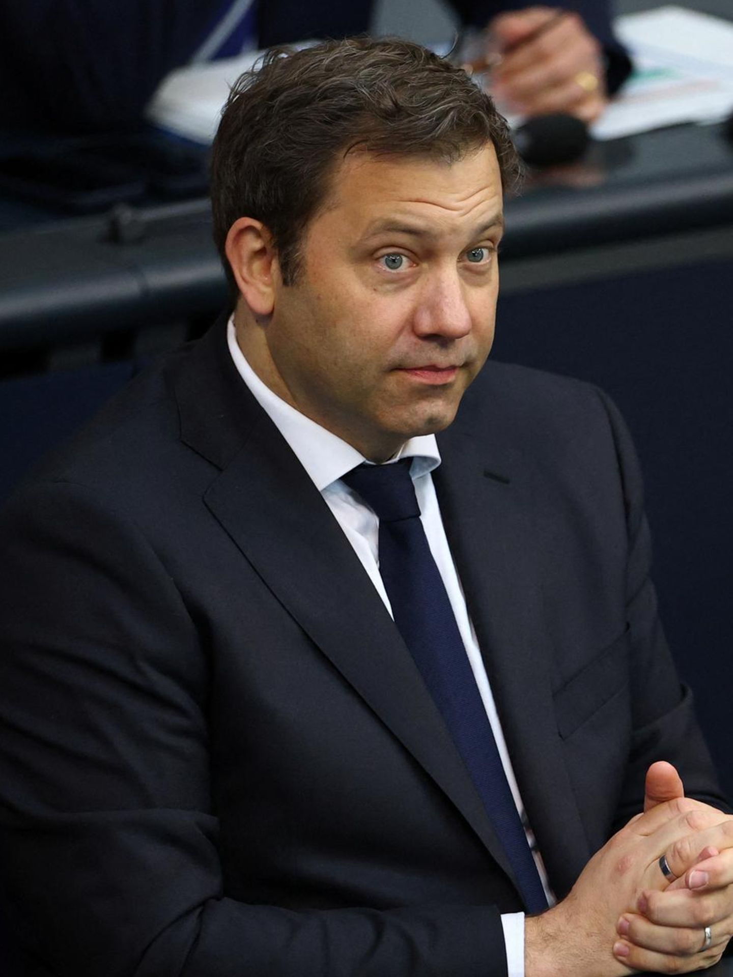 Lars Klingbeil sitzt im Bundestag