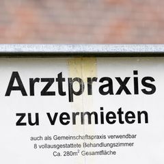 Ärztemangel: Ausländische Medizinstudenten sollen zunächst in Deutschland bleiben