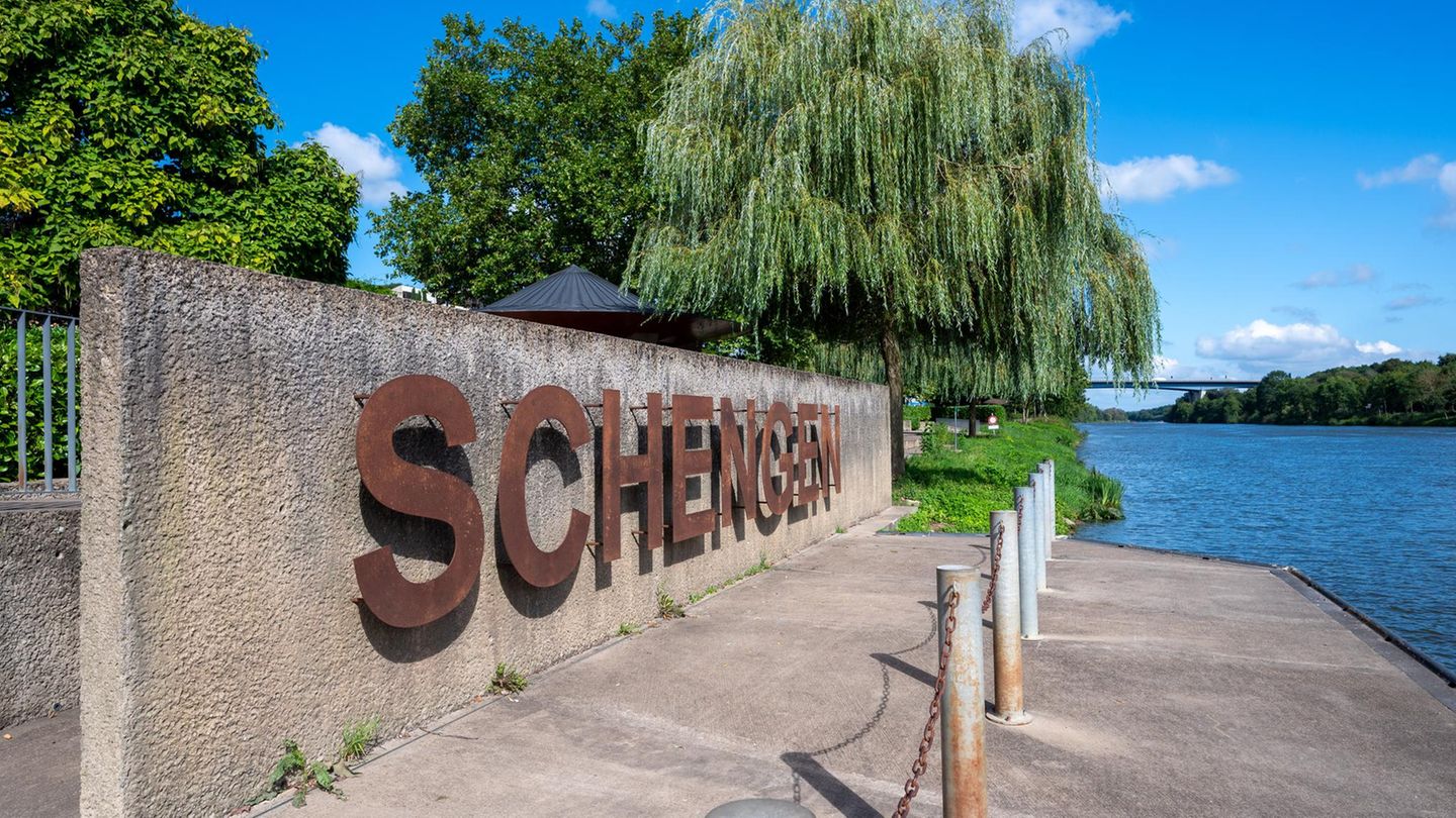 Schengen Schengen