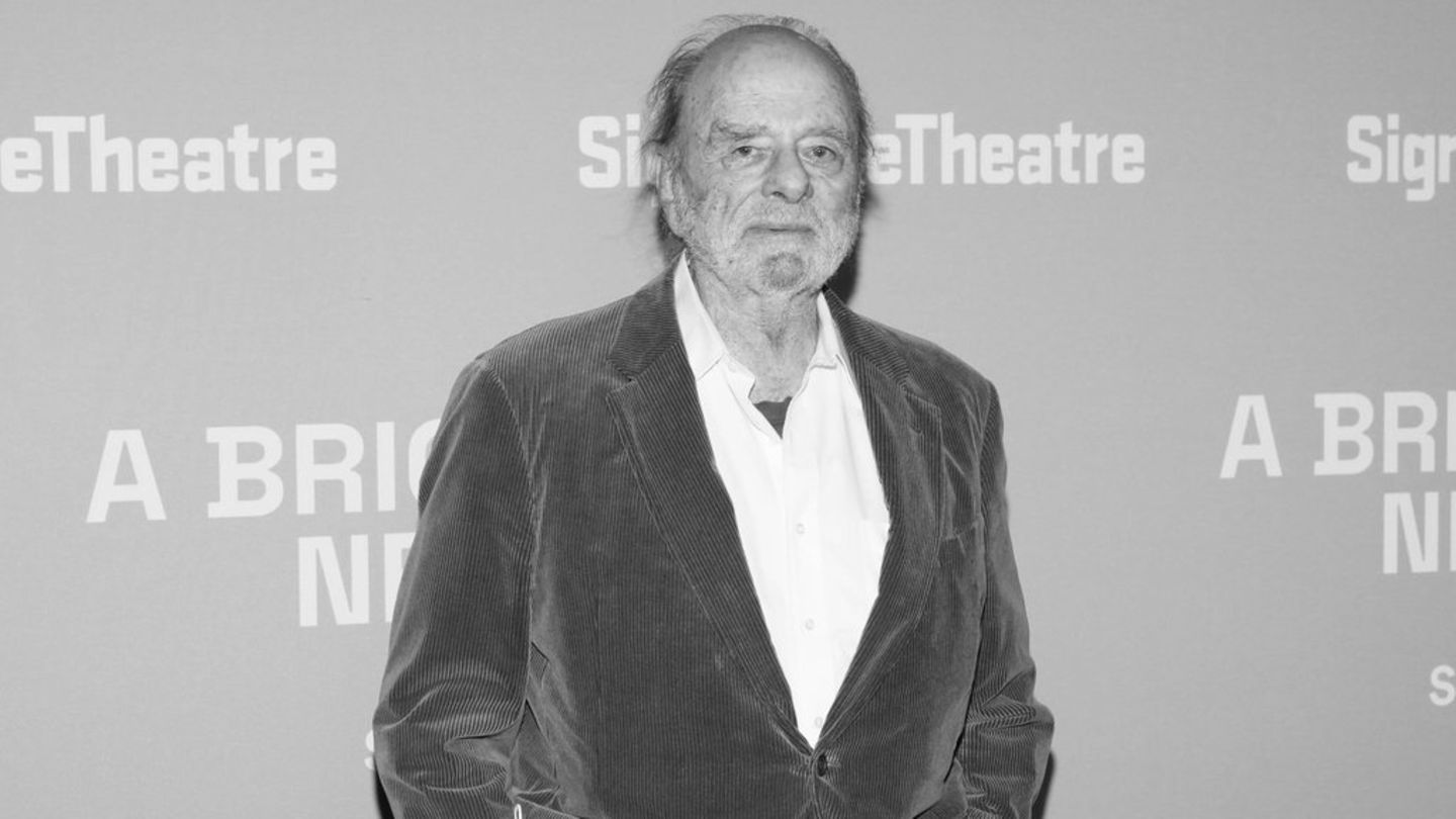 Harris Yulin Harris Yulin stand bis vor Kurzem noch vor der Kamera.