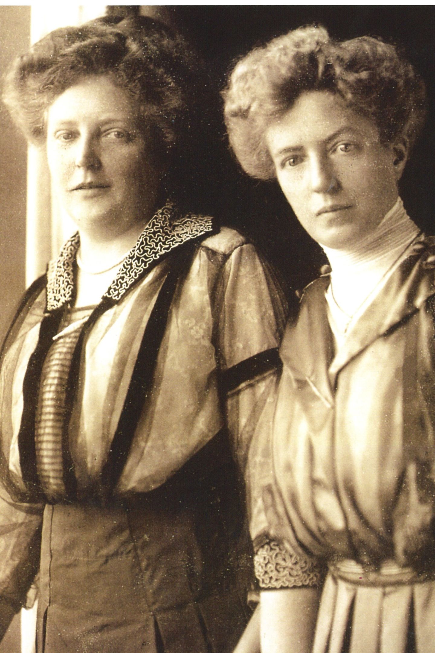 Marie und Anna Carstens Marie und Anna Carstens
