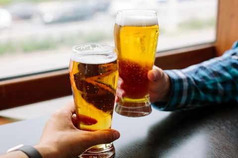 Alkohol schon für Jugendliche: Bier darf in Anwesenheit der Eltern ab 14 Jahren getrunken werden