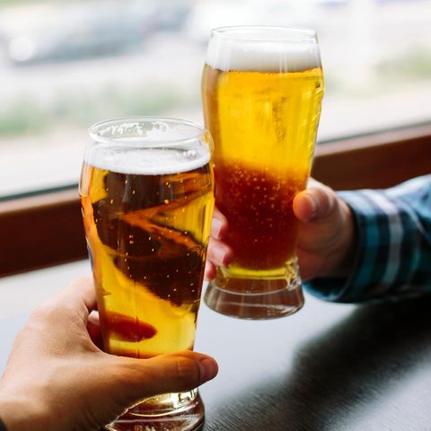 Alkohol schon für Jugendliche: Bier darf in Anwesenheit der Eltern ab 14 Jahren getrunken werden