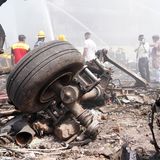 Das Flugzeugfahrwerk an der Absturzstelle von Air India in Ahmedabad, Gujarat, Indien