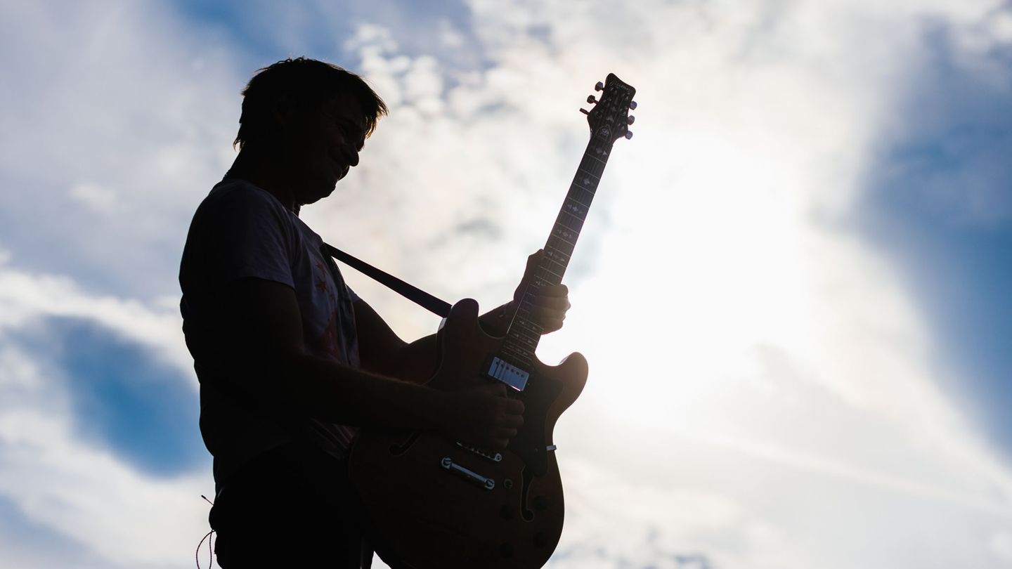 Difficult location for musicians: mass instead of class? What AI means for the music industry
