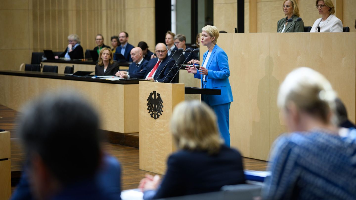 Federal Council: Federal Council agreed to increase pension
