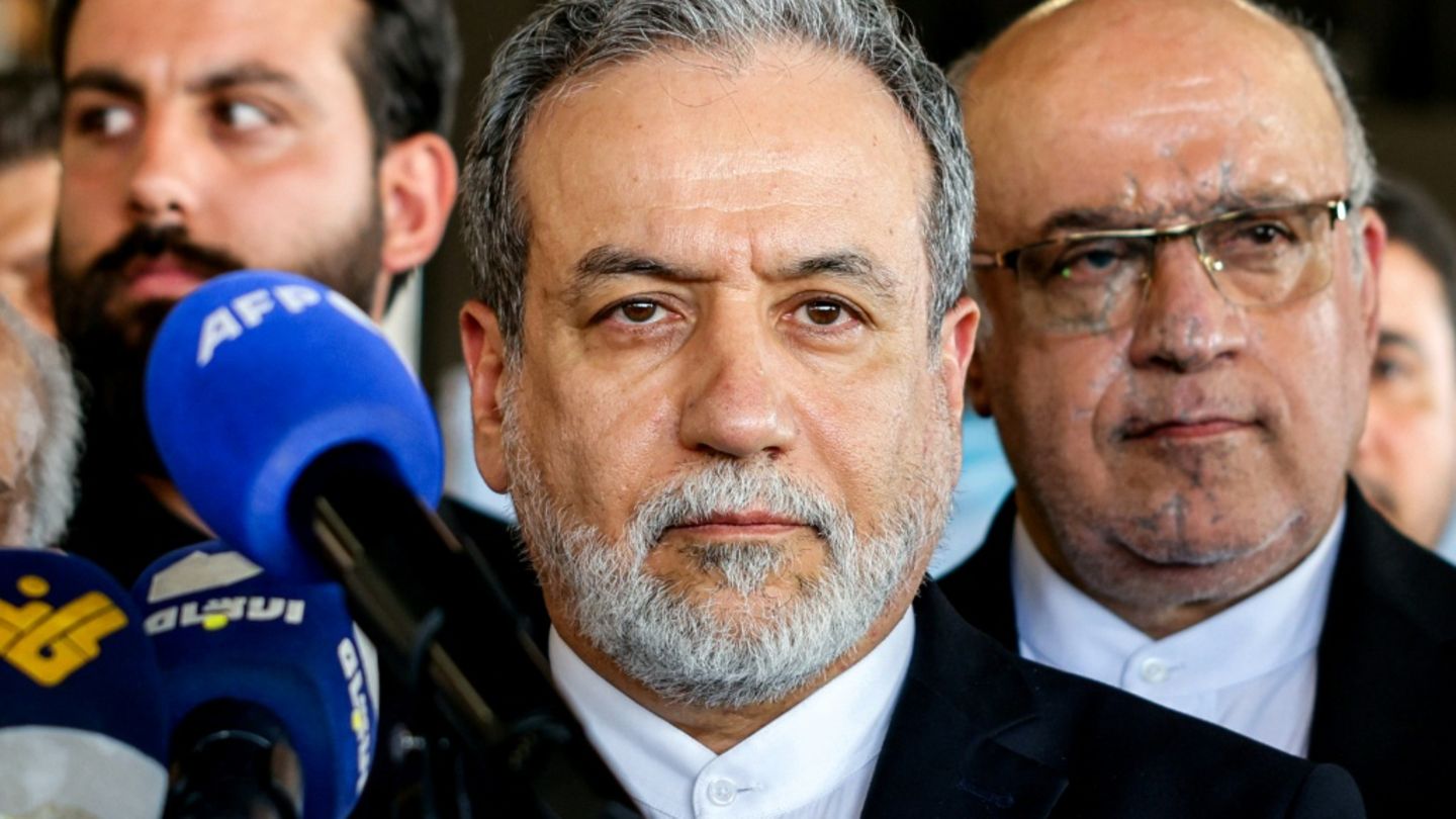 Irans Außenminister Araghtschi am 3. Juni im Libanon