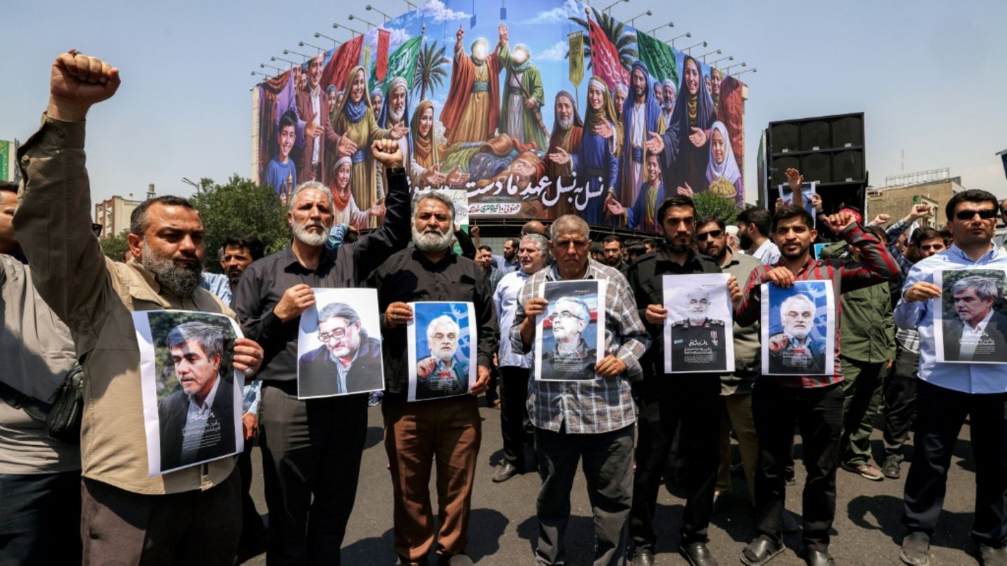 Proteste im Iran gegen Israels Angriff