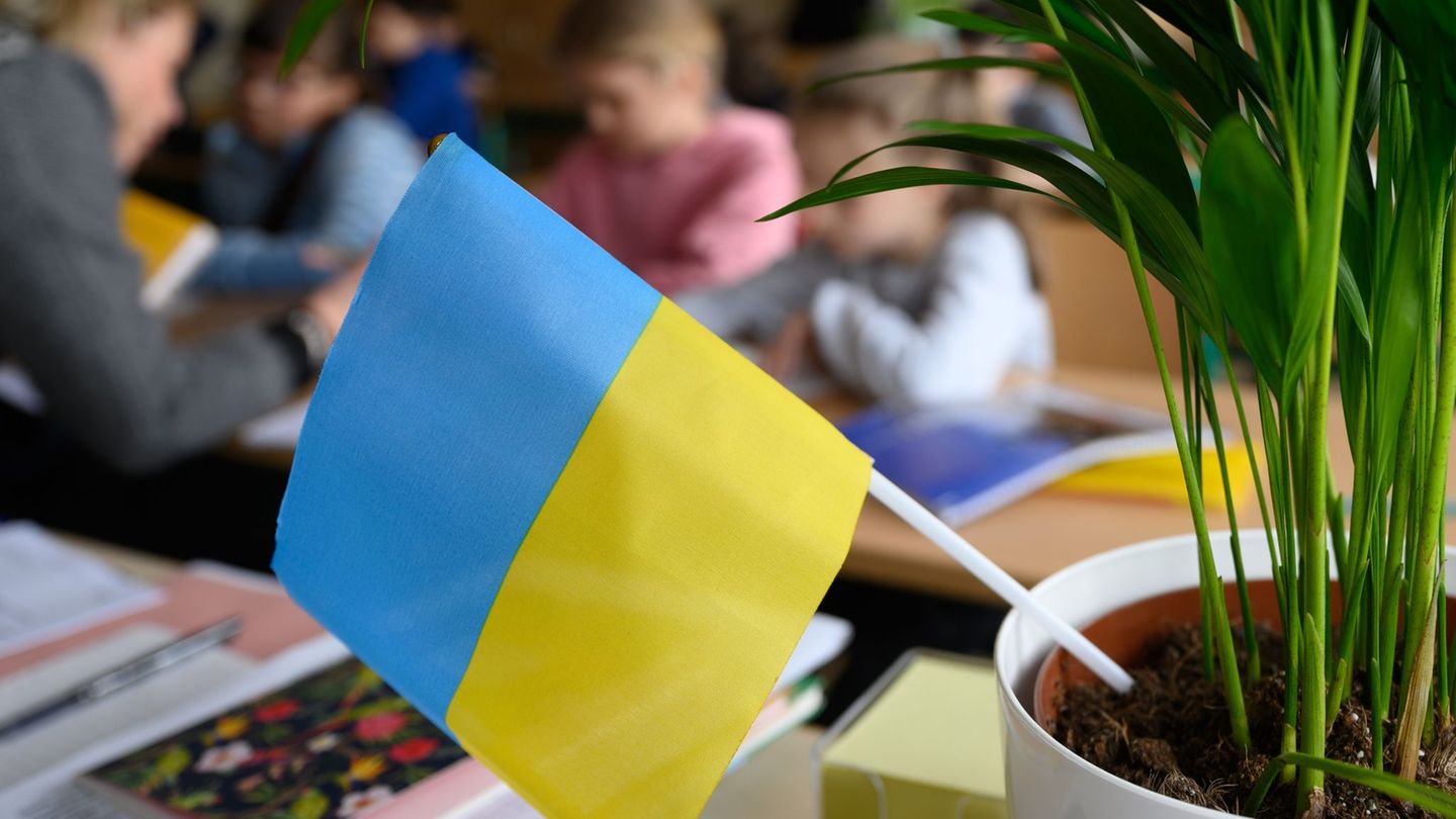 Refugees: EU countries agree on protection for Ukrainians by 2027