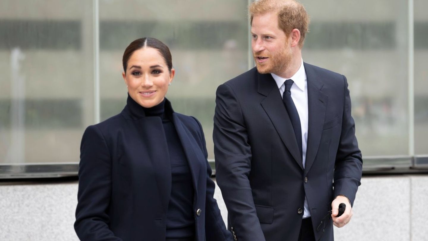 Prince Harry and Duchess Meghan: Four employees leave their team
