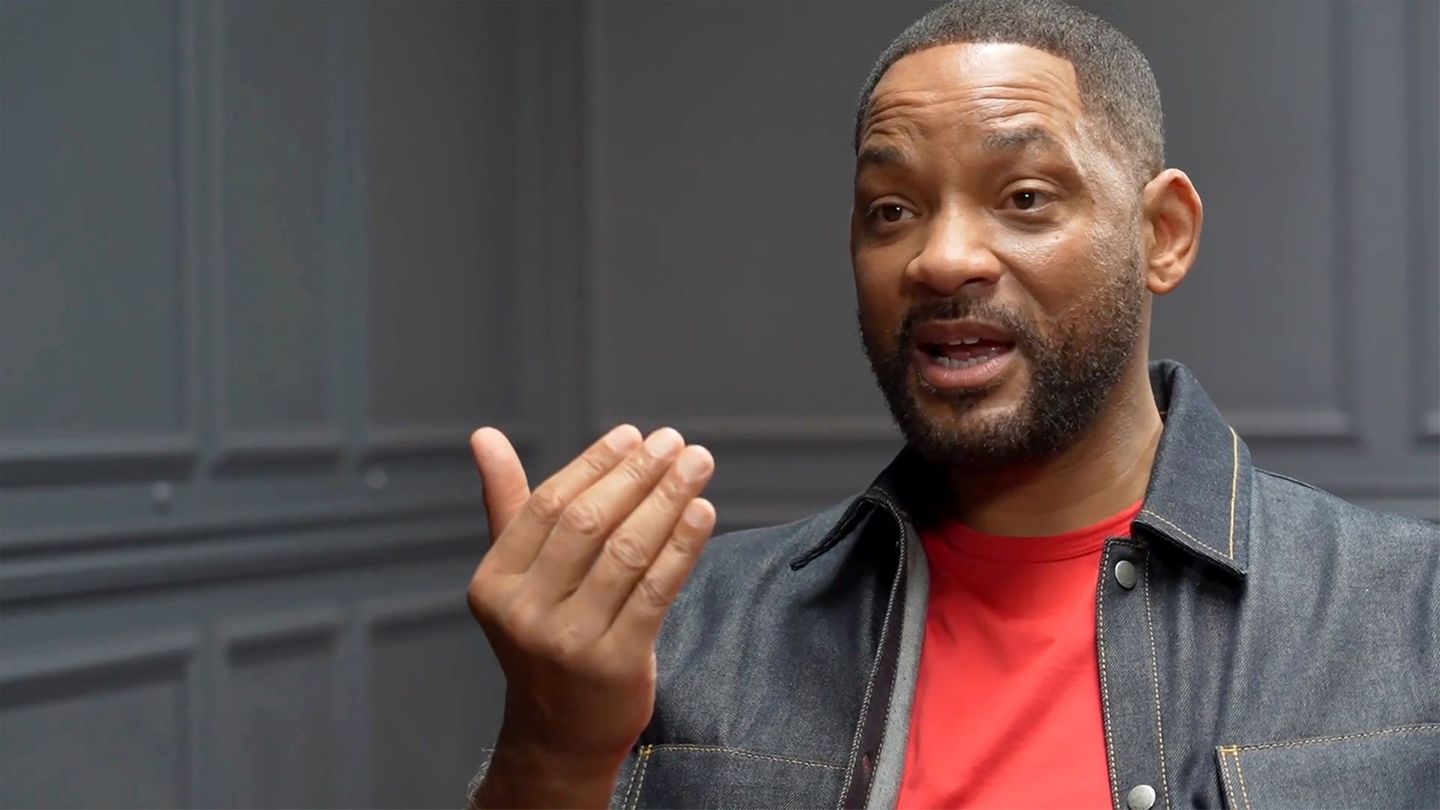 Hollywood: Will Smith is considering Obama film role