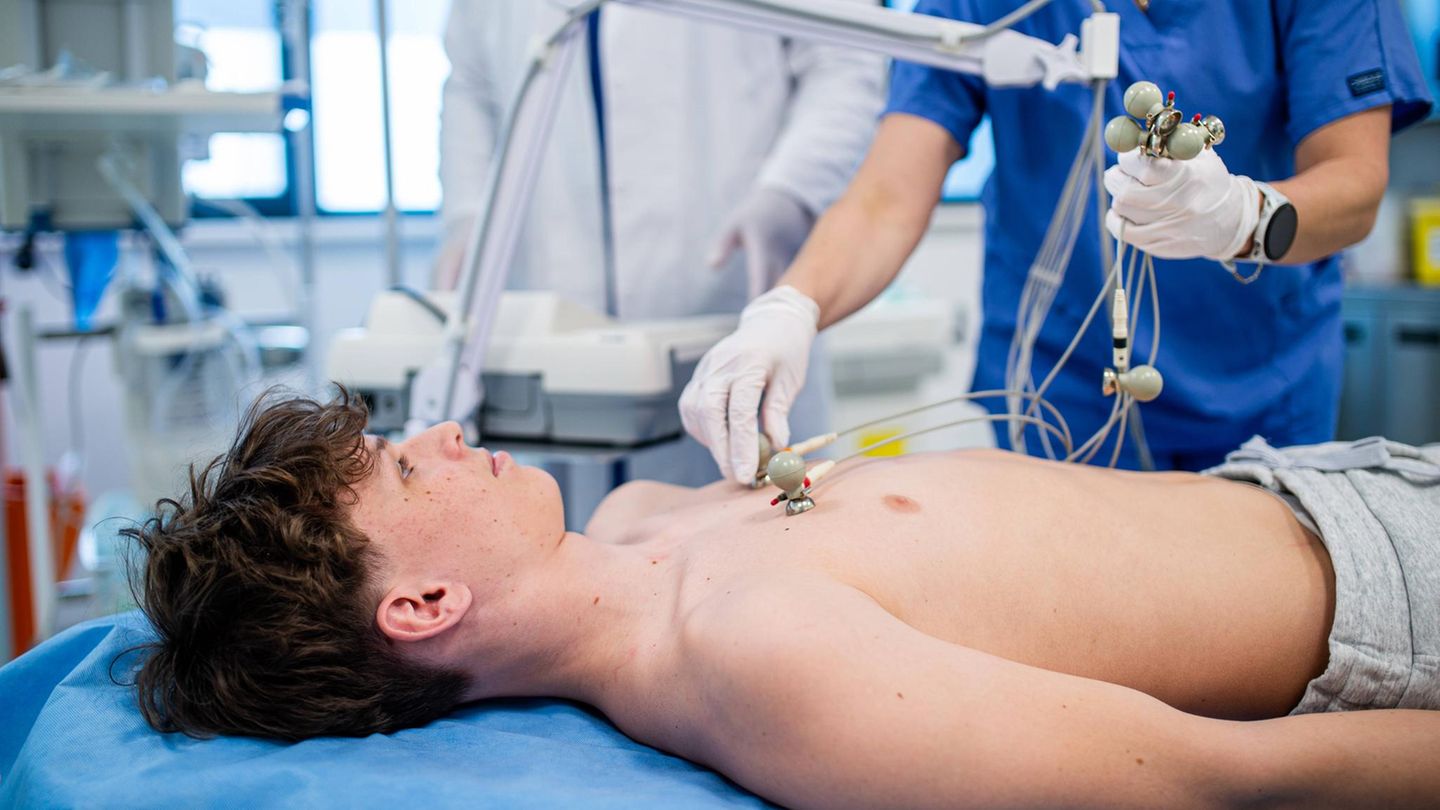 Wir nennen Ihnen ausgezeichnete Kliniken im Bereich Herzchirurgie