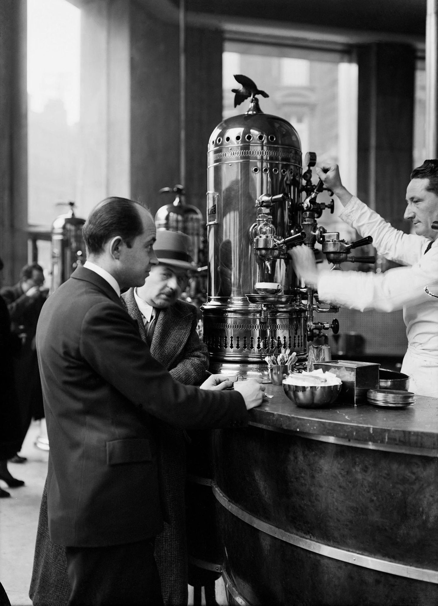 Kaffee: Der Schub aus der Bohne Pariser Cafe "Maison du Café"