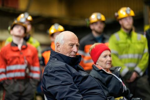 König Harald und Königin Sonja auf Spitzbergen