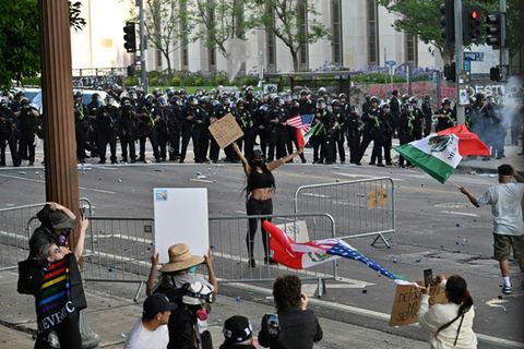 Der AFP-Fotograf wurde bei einem Polizeieinsatz gegen Demonstranten in LA verletzt