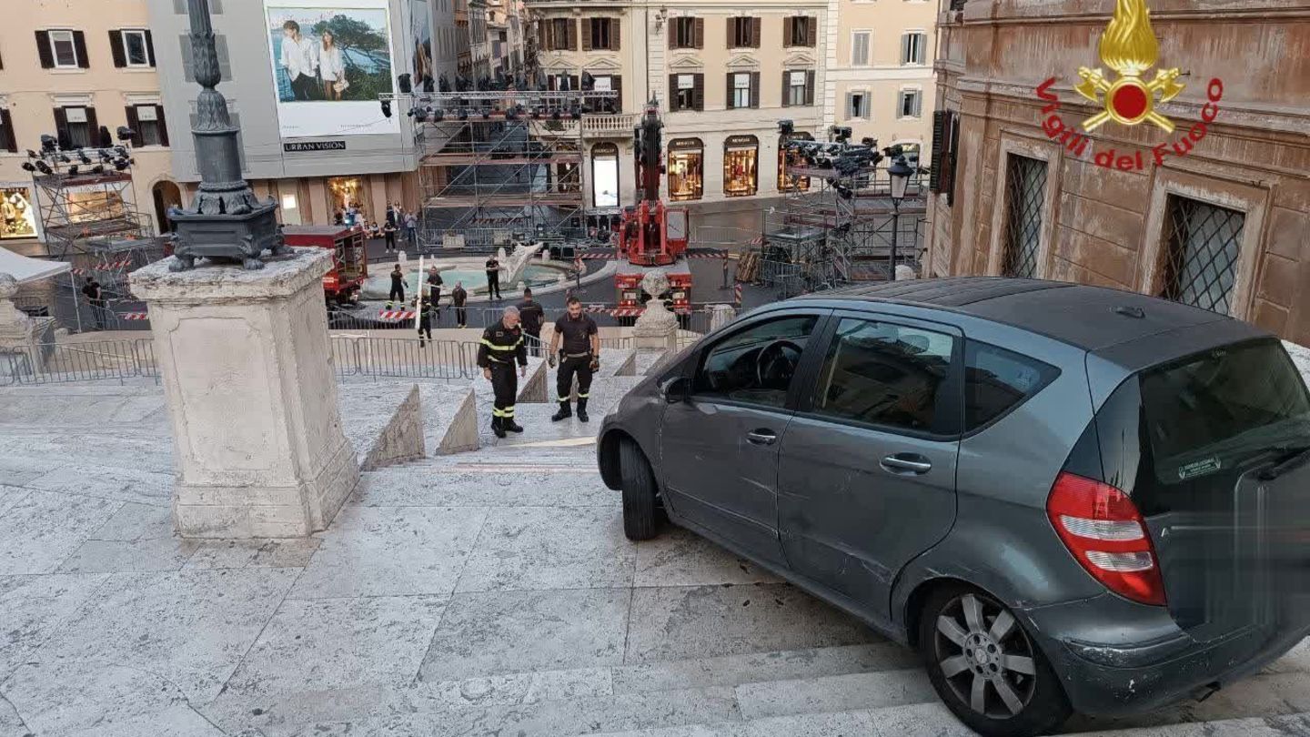 Spanische Treppe Rom Auto