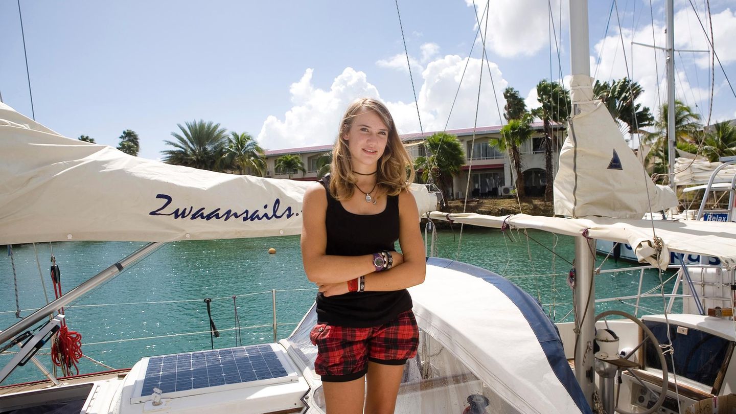 These women are the hardest solo sailors in the world