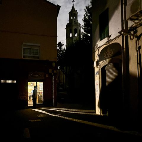 Spanien: In Städten wie Barcelona ging am 28. April das Licht aus