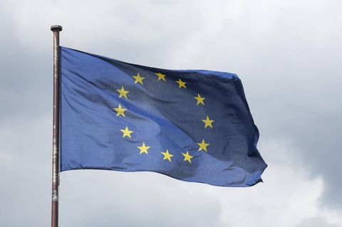Symbolbild EU-Flagge Russland
