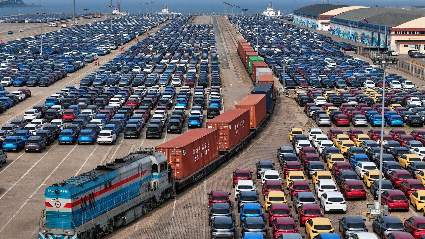 Competitiveness: German industry loses ground in competition with China