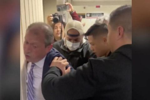 US-Demokrat und Bürgermeisterkandidat Brad Lander wird von ICE-Agenten festgenommen