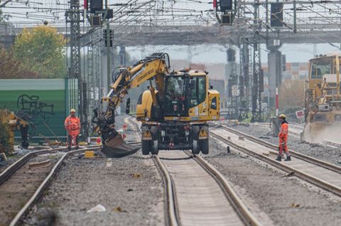 Mit der Riedbahn sanierte die Deutsche Bahn die erste Strecke im Rahmen ihrer sogenannten Generalsanierung