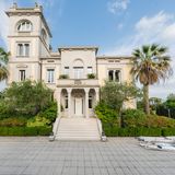 Die Versteigerung der 1700 Posten aus der Benko-Villa läuft bis zum 14. Juli