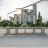 René Benko Auktion Steintisch