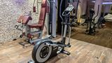 Die Benko-Villa verfügte über eine privates Fitnessstudio, nun kommen die Geräte kommen unter den Hammer