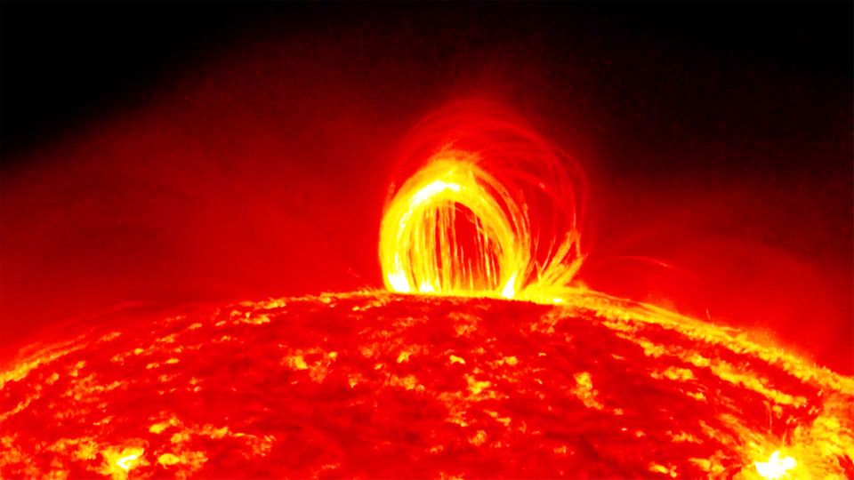 Völlig neue Aufnahmen der Sonne