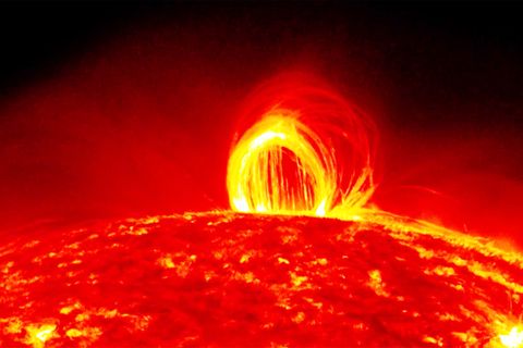 Völlig neue Aufnahmen der Sonne