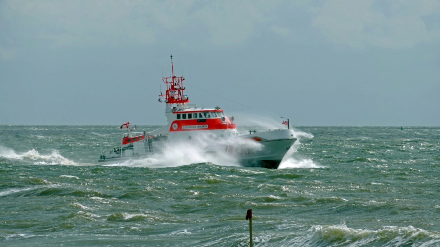 Seenotrettungskreuzer