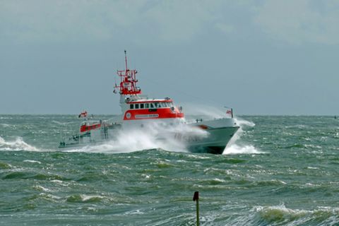 Seenotrettungskreuzer