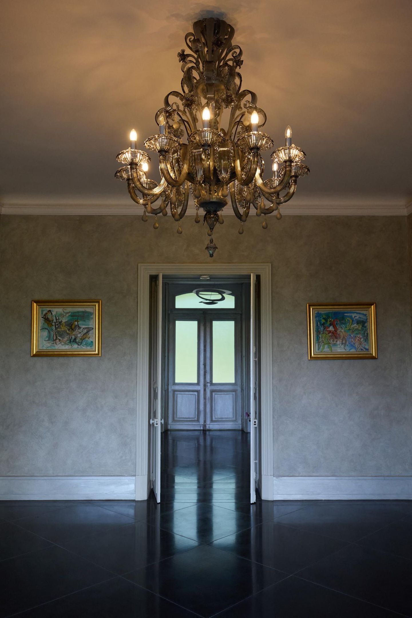 Karl Lagerfeld Villa Saal