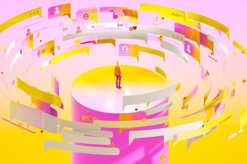 Algorithmus: ein Mensch inmitten eines Daten-Kreises
