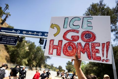 Demonstranten vor dem Dodger-Stadion in Los Angeles