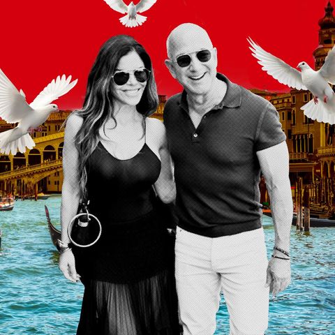 Jeff Bezos with his future wife Lauren Sanchez