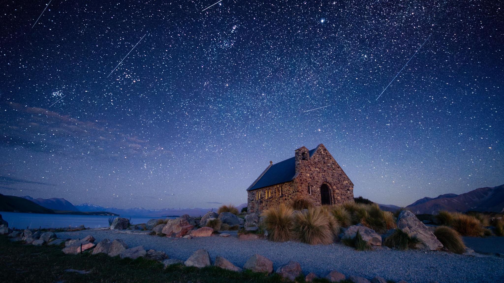Good Shepherd's Chapel, Lake Tekapo mit Sternenhimmel