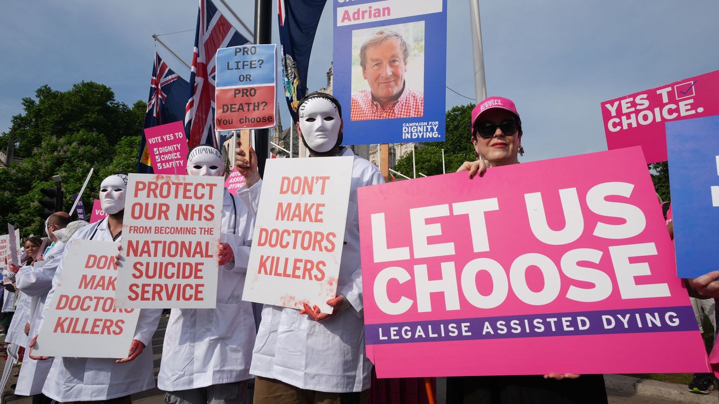 England and Wales: British MPs vote for euthanasia law