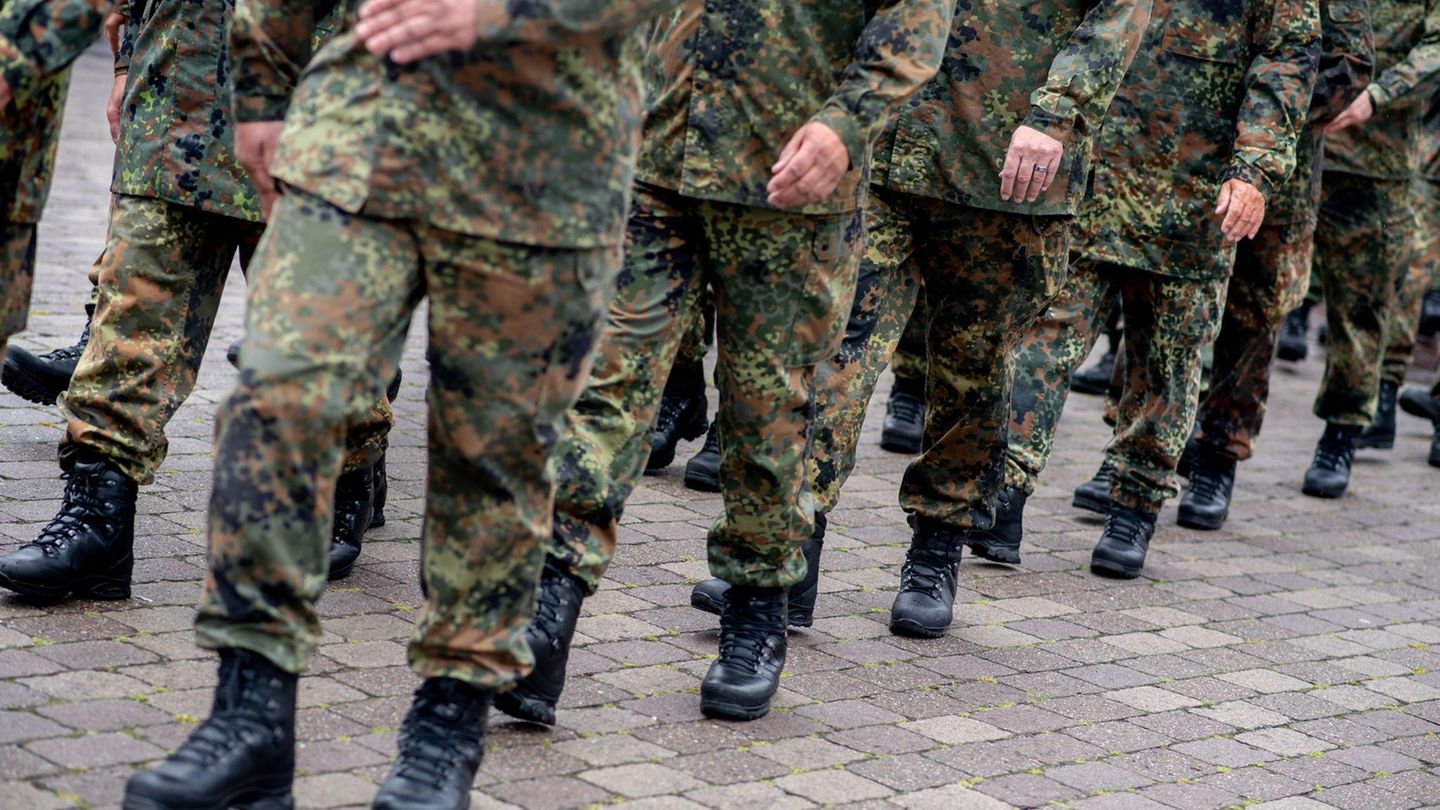 Compulsory conscription survey: Majority of Germans for reintroduction
