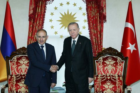 Paschinjan und Erdogan