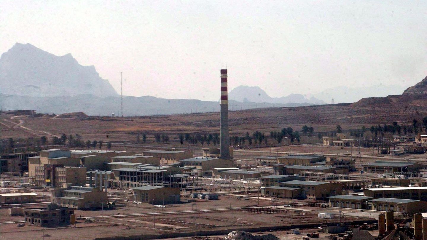 War in Middle East: Israel attacks work for uranium centrifuges in Iran