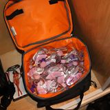 Selbst Kühltaschen waren vollgestopft mit Gleitgel und Babyöl