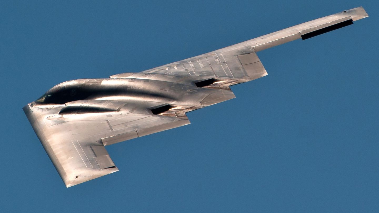 War between Israel and Iran: Media: Tarnkappenbombers leave US Air Force base
