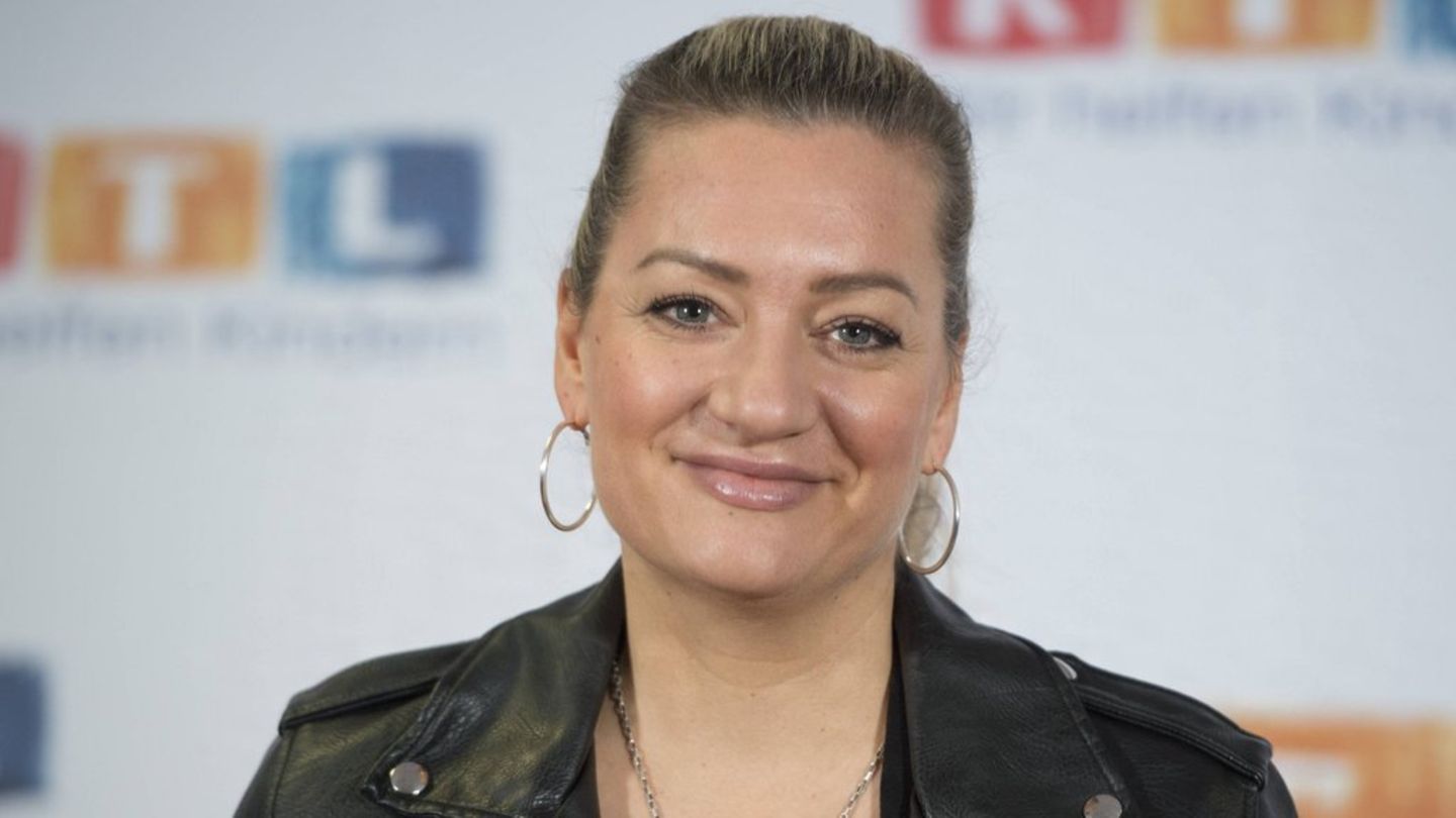 Juliette Schoppmann: Singer injured herself when falling