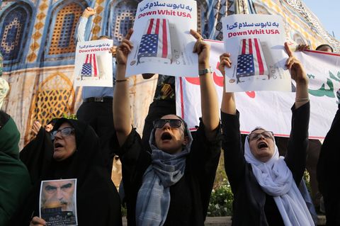 Iran: Proteste gegen die USA