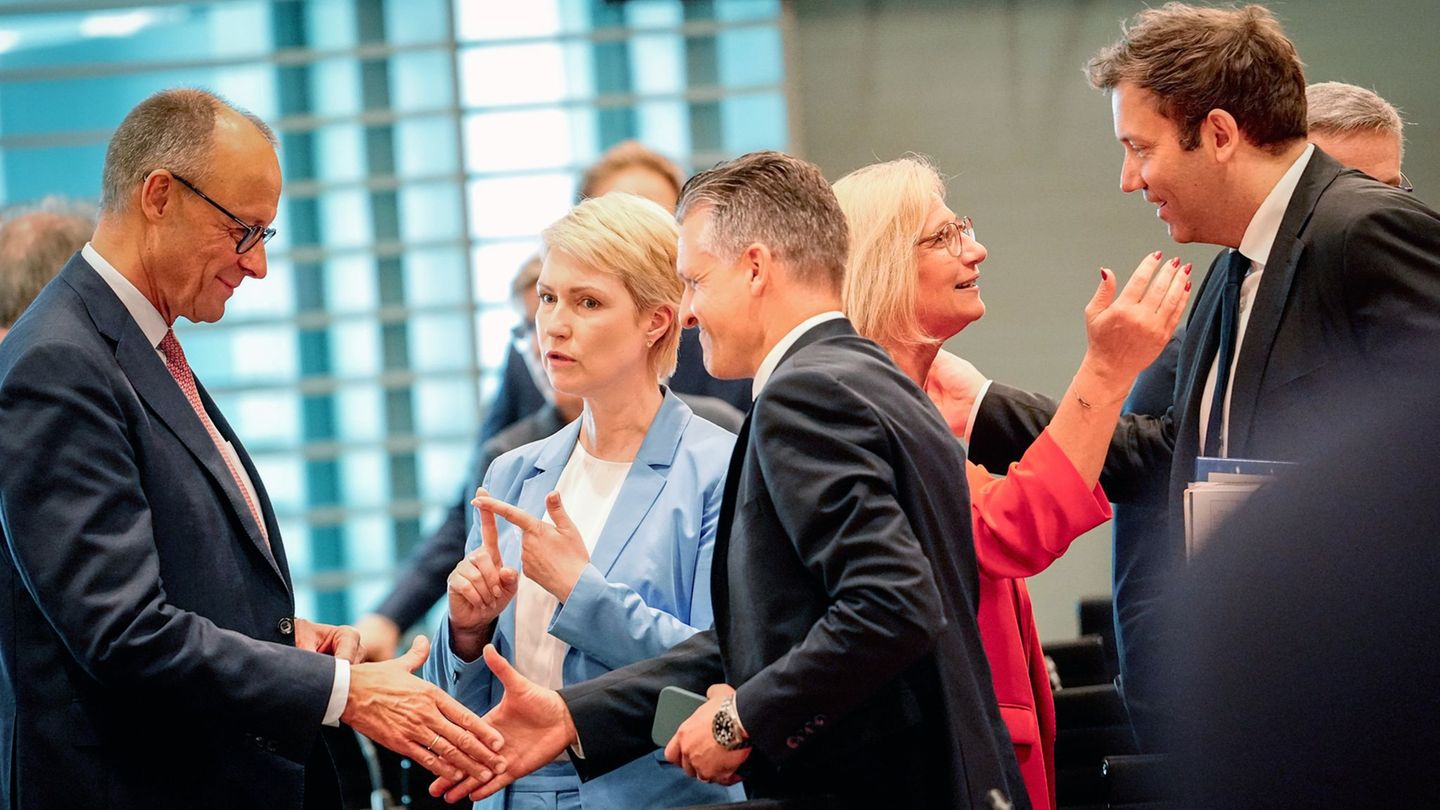 Investment package: Talks about relief for the municipalities without any result for the time being