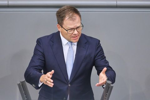 Carsten Schneider (SPD), Bundesminister für Umwelt, Naturschutz und Reaktorsicherheit, hat sich zum Heizungsgesetz geäußert